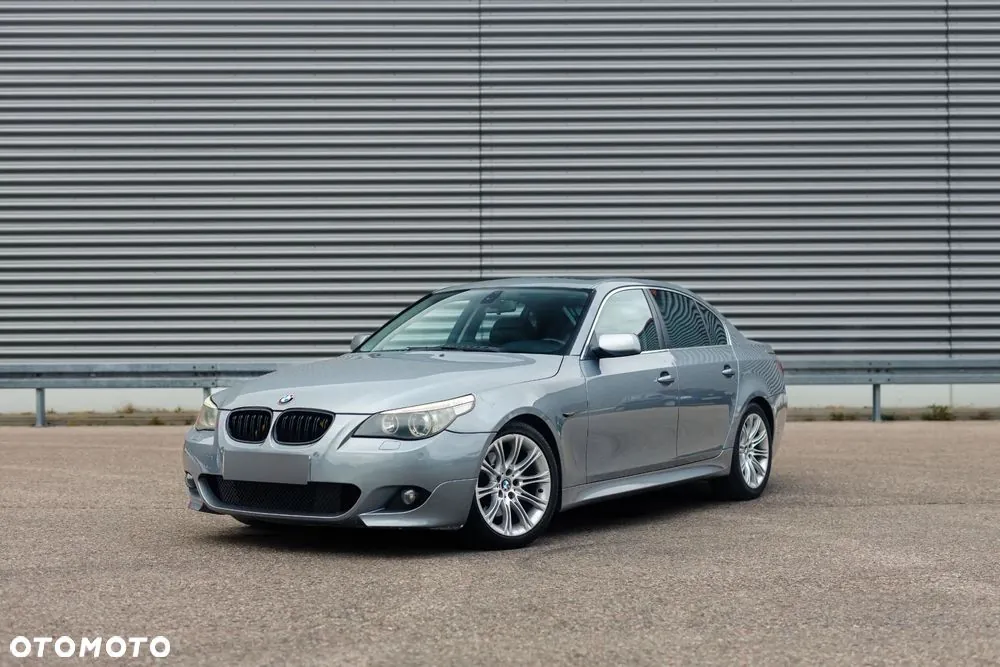 BMW Seria 5 2004 photo 3