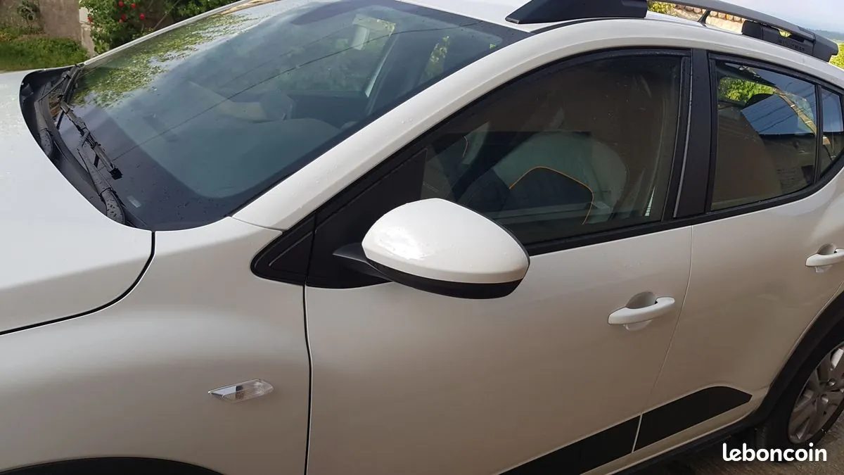 Dacia Sandero 2022 photo 2