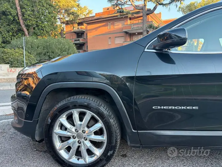 Jeep Cherokee 2016 photo 3