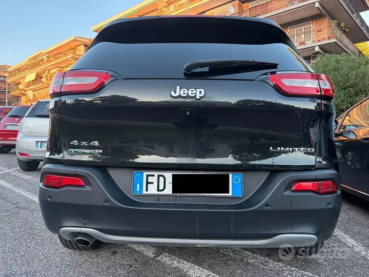 Jeep Cherokee 2016 photo 2