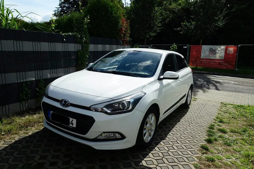Hyundai I20