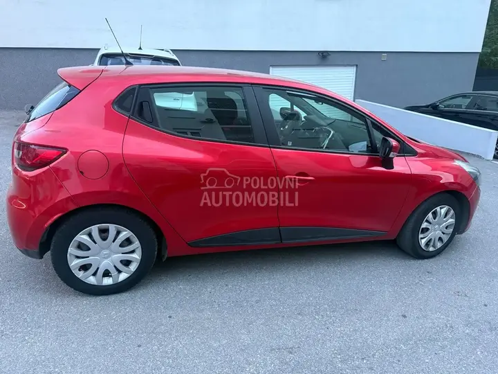 Renault Clio 2016 photo 2