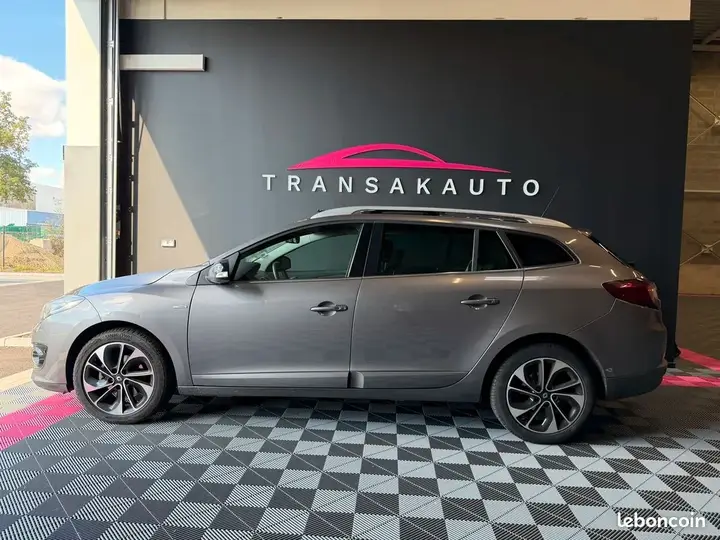 Renault Megane 2014 photo 2