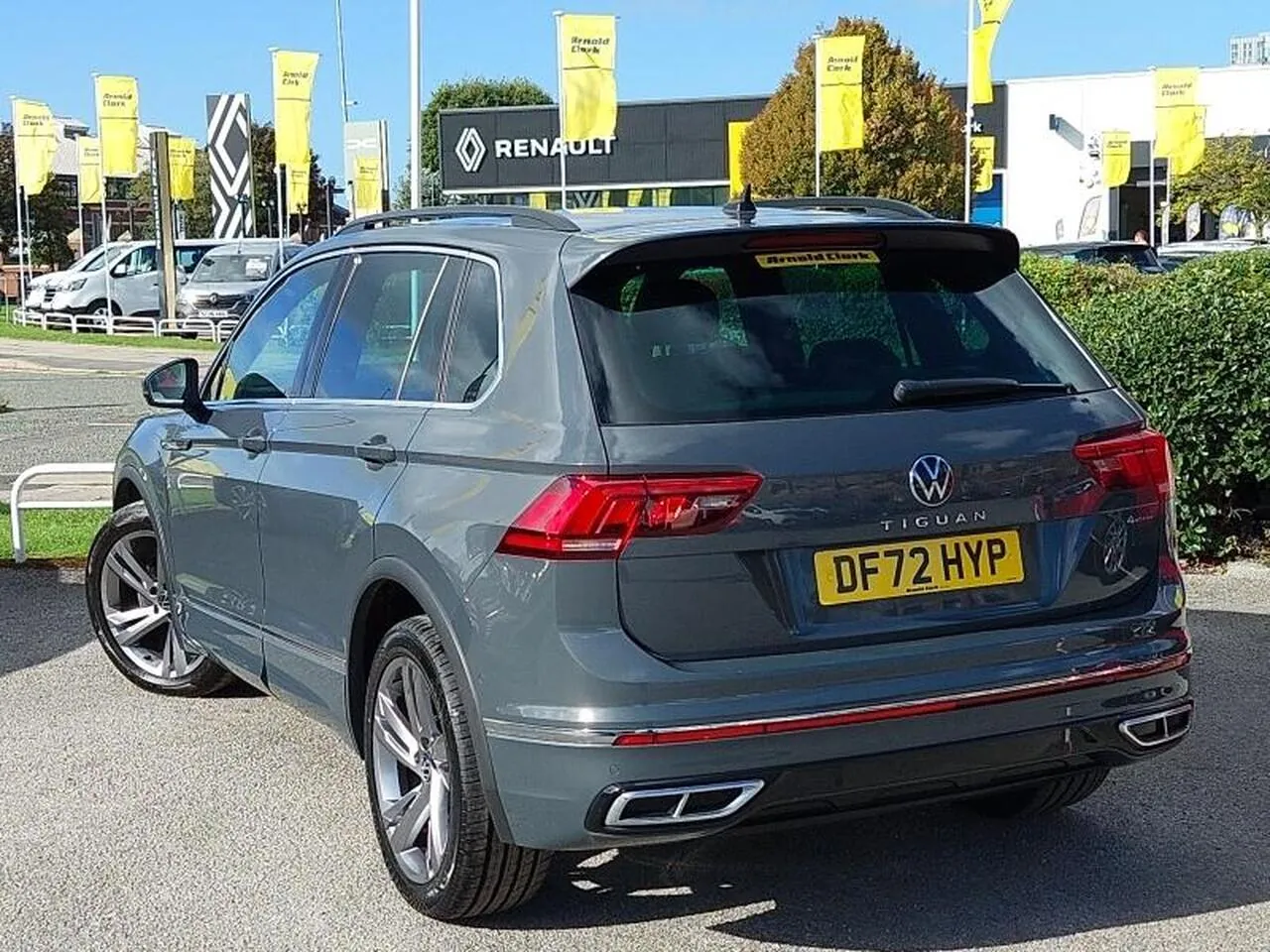 Volkswagen Tiguan 2022 photo 2