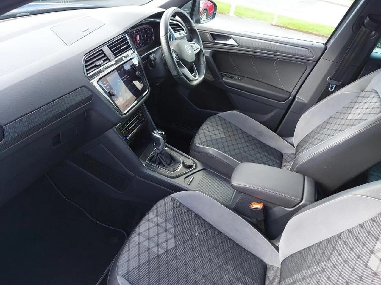 Volkswagen Tiguan 2022 photo 5