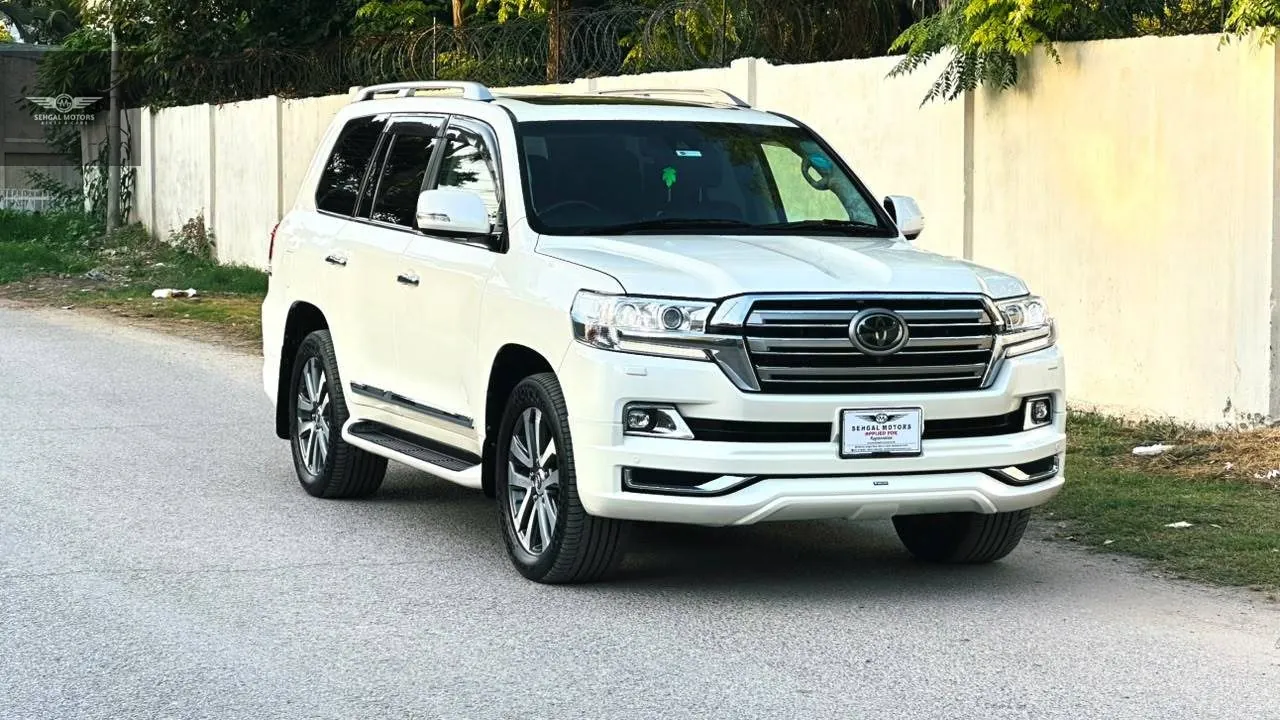 Toyota Land Cruiser