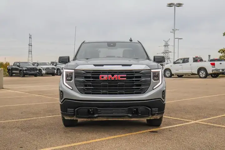 GMC Sierra 1500 2024 photo 3