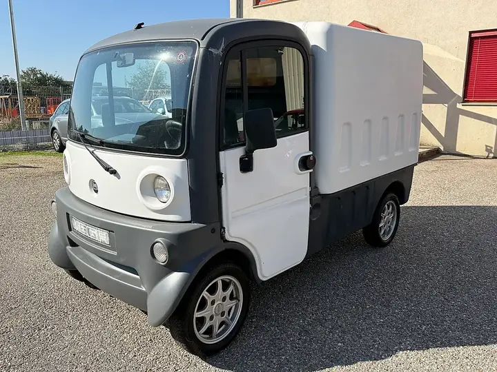Aixam D-Truck