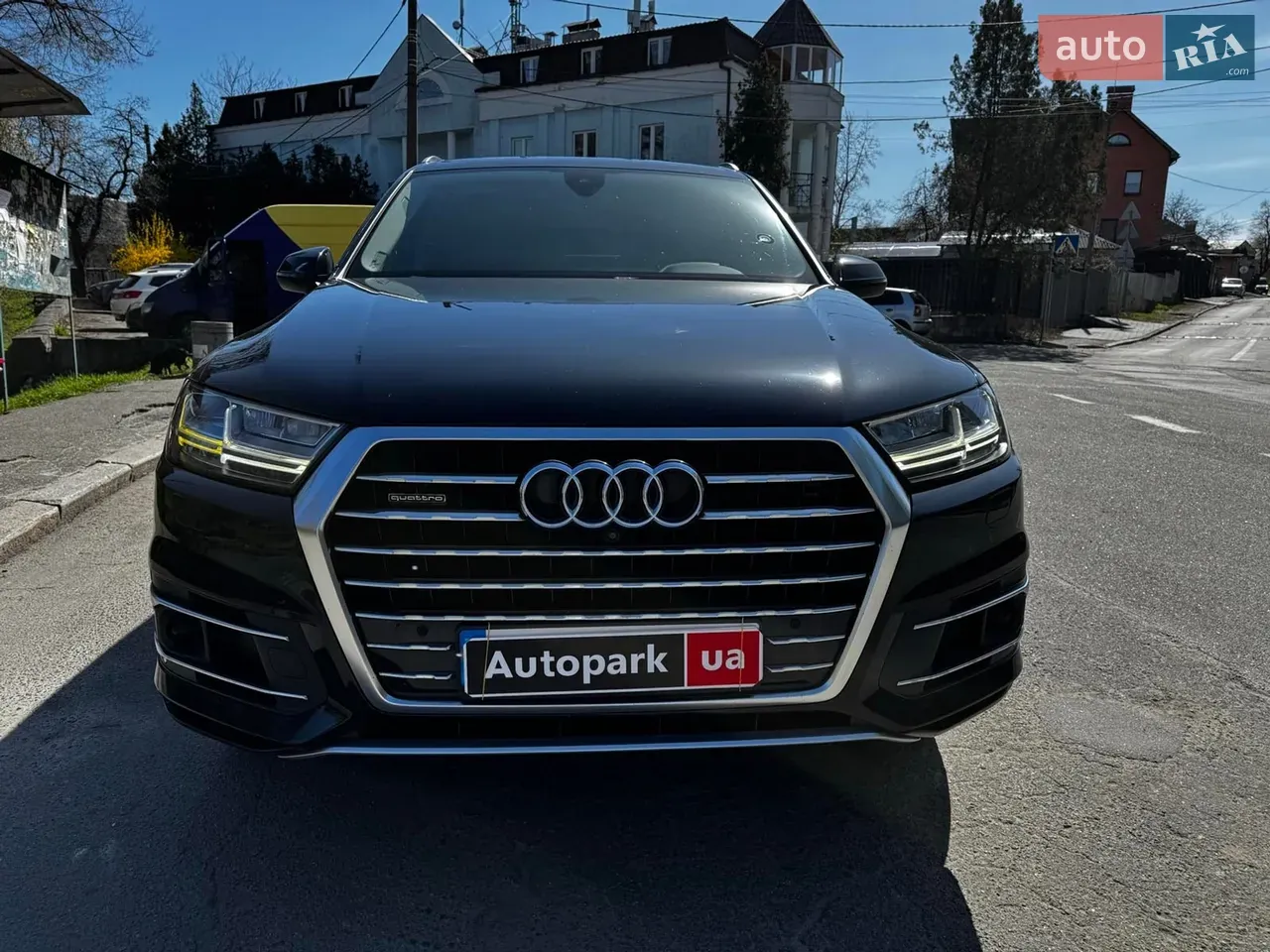 Audi Q7 2017 photo 2