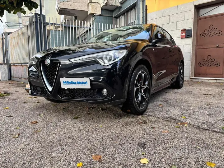 Alfa Romeo Stelvio 2022 photo 3
