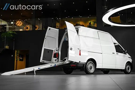 Volkswagen Transporter 2021 photo 4