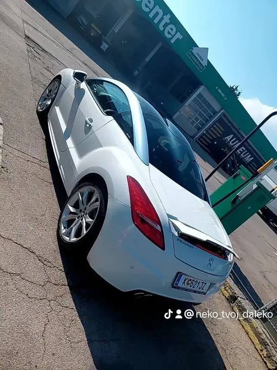 Peugeot Rcz 2010 photo 2