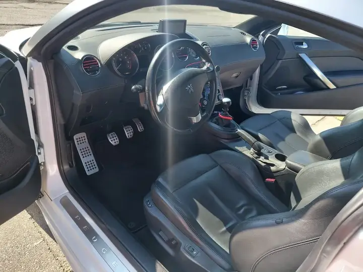 Peugeot Rcz 2010 photo 3