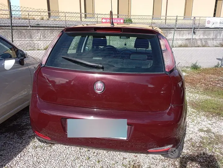 Fiat Punto 2013 photo 3