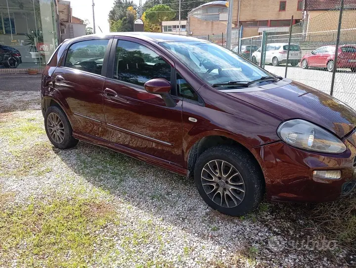 Fiat Punto 2013 photo 4