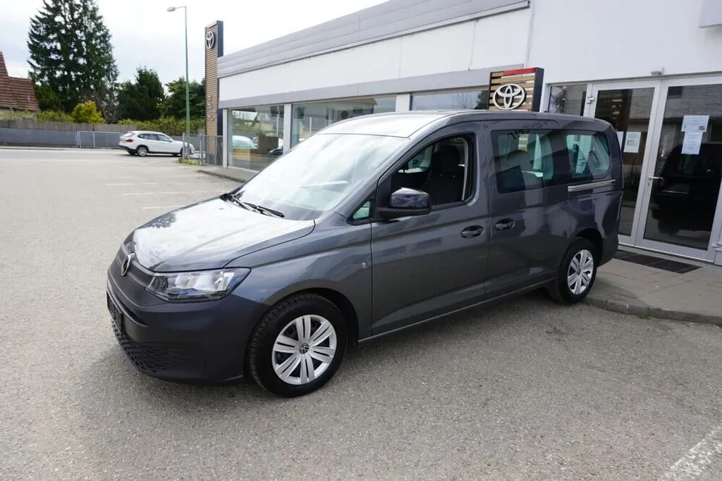 Volkswagen Caddy Maxi 2024 photo 2