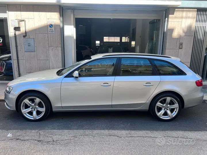 Audi A4 Avant 2014 photo 4