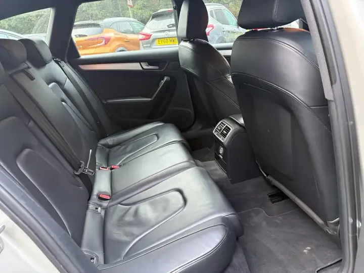 Audi A4 Avant 2015 photo 5