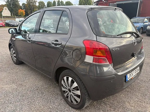 Toyota Yaris 2009 photo 4