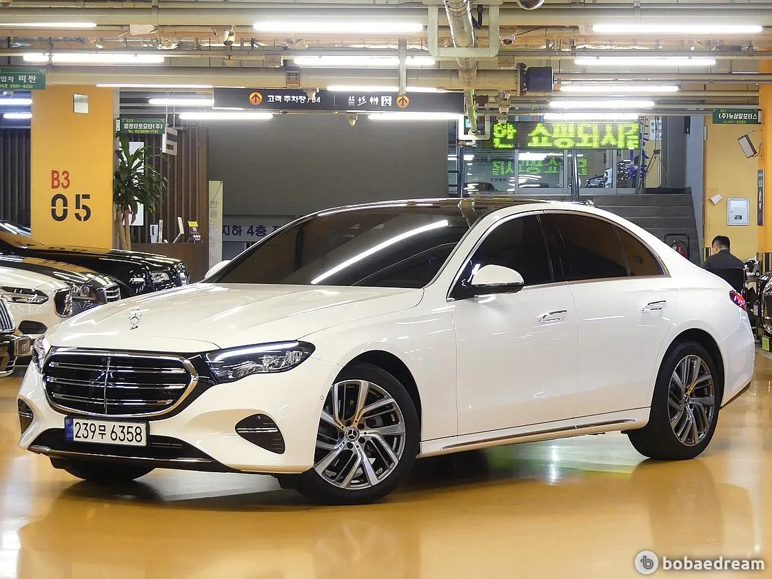 Mercedes-Benz E220D 2024 photo 2