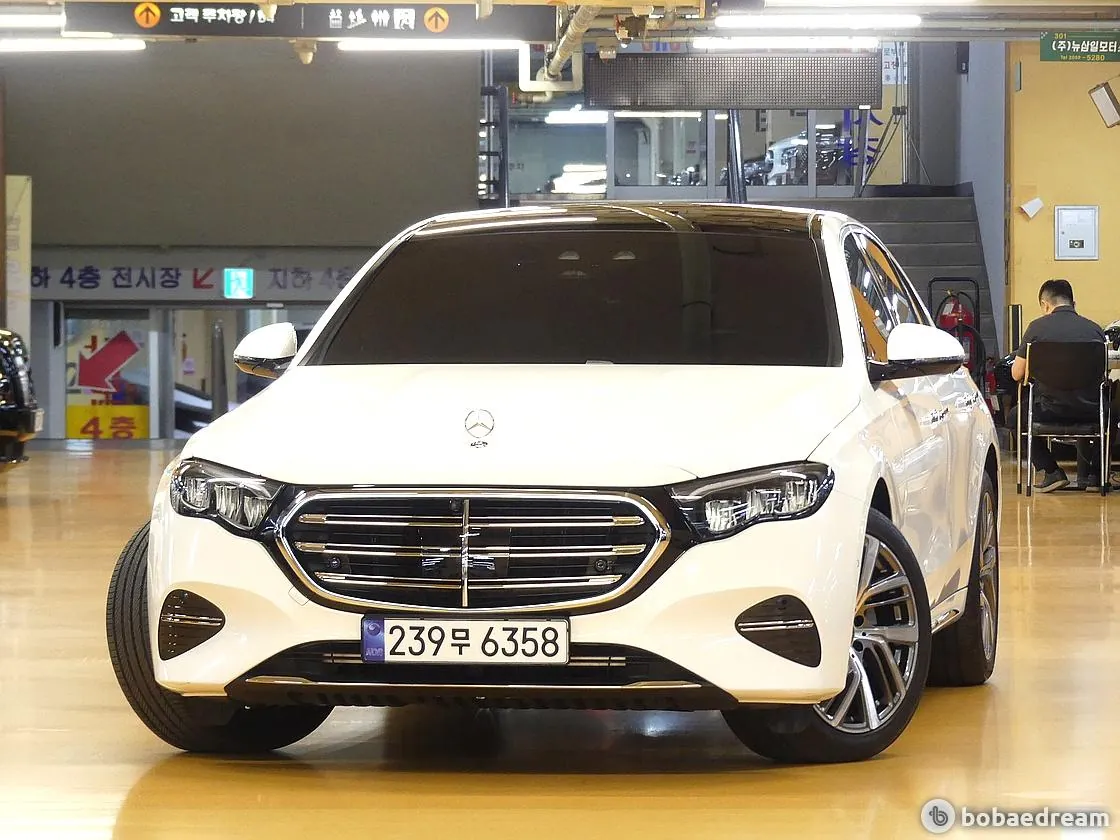 Mercedes-Benz E220D