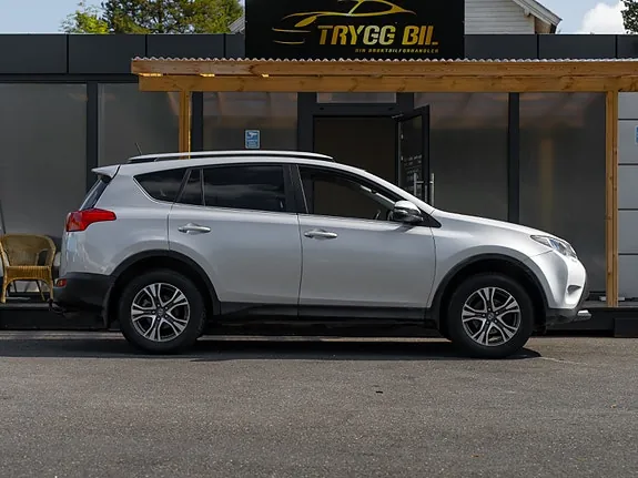 Toyota Rav4 2013 photo 5