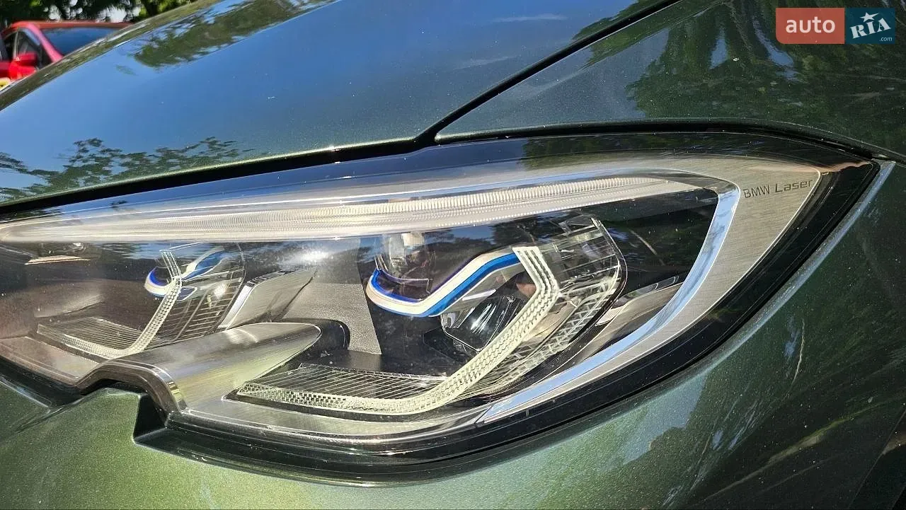 BMW 3 Series 2020 photo 2