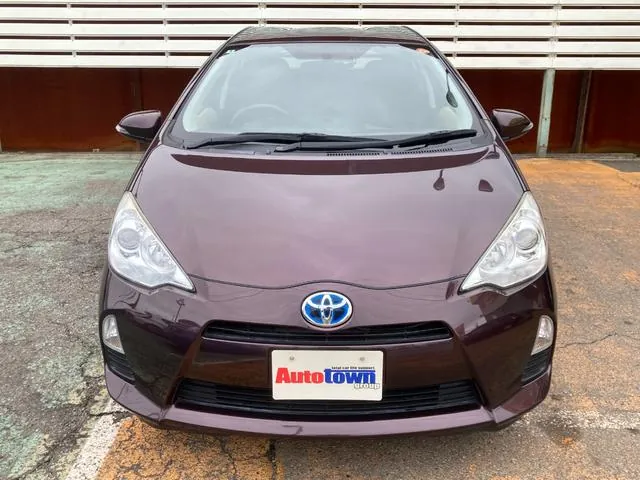 Toyota Aqua 2014 photo 4