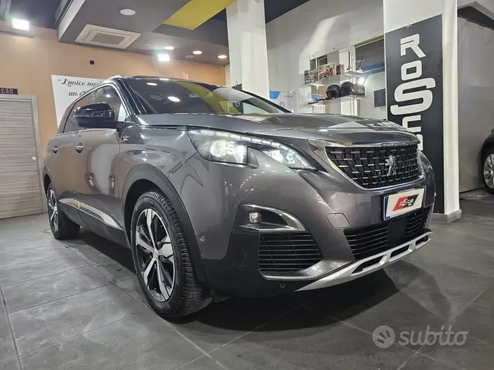 Peugeot 5008 2017 photo 5