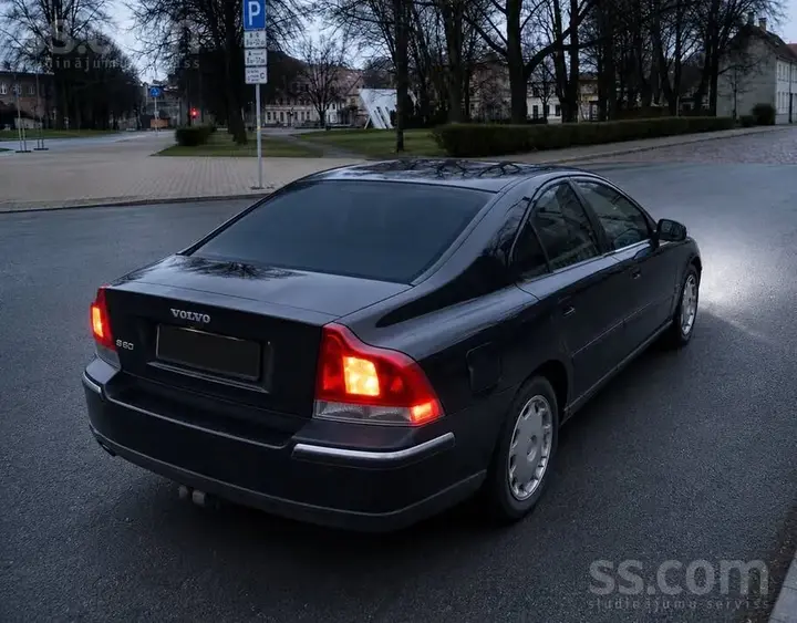 Volvo S60 2007 photo 2