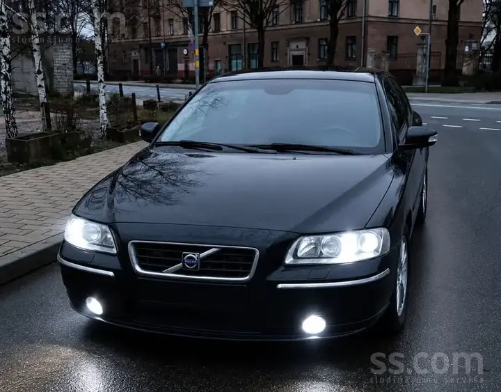 Volvo S60