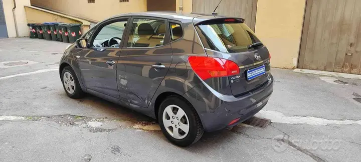 Kia Venga 2019 photo 5