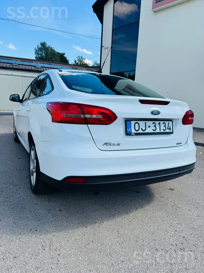 Ford Focus 2015 photo 5