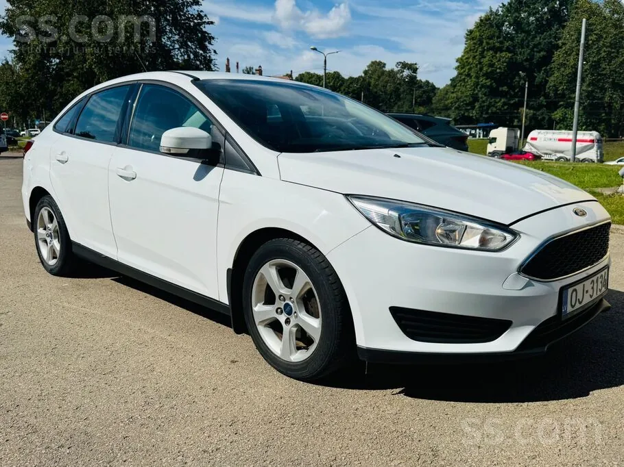 Ford Focus 2015 photo 3