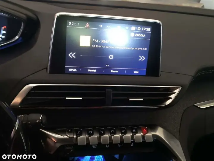Peugeot 5008 2018 photo 2