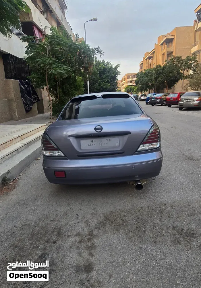Nissan Sunny 2010 photo 2