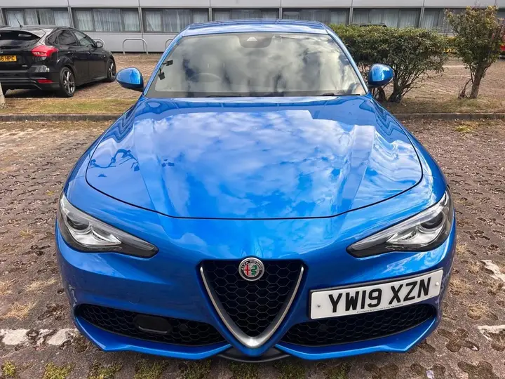 Alfa Romeo Giulia 2019 photo 3