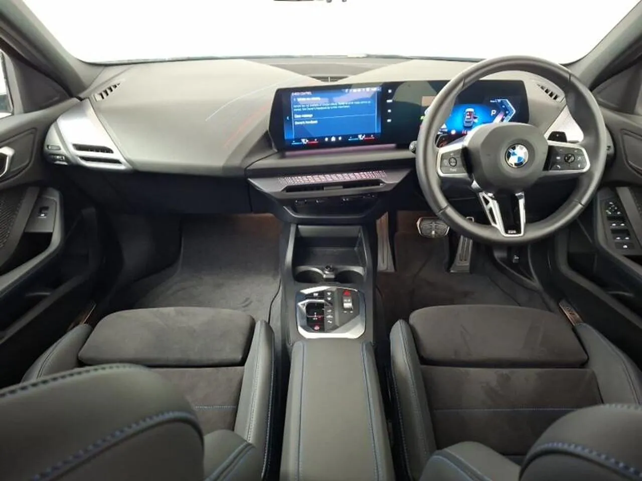 BMW 1 Series 2026 photo 3