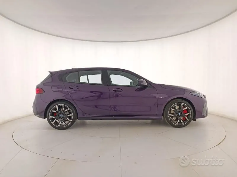 BMW 1 Series 2025 photo 3