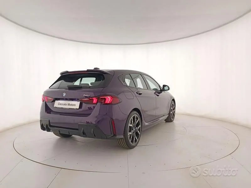BMW 1 Series 2025 photo 4