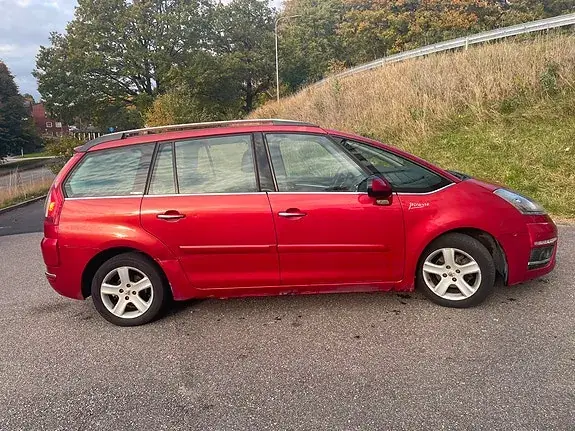Citroen Grand C4 Picasso 2010 photo 3
