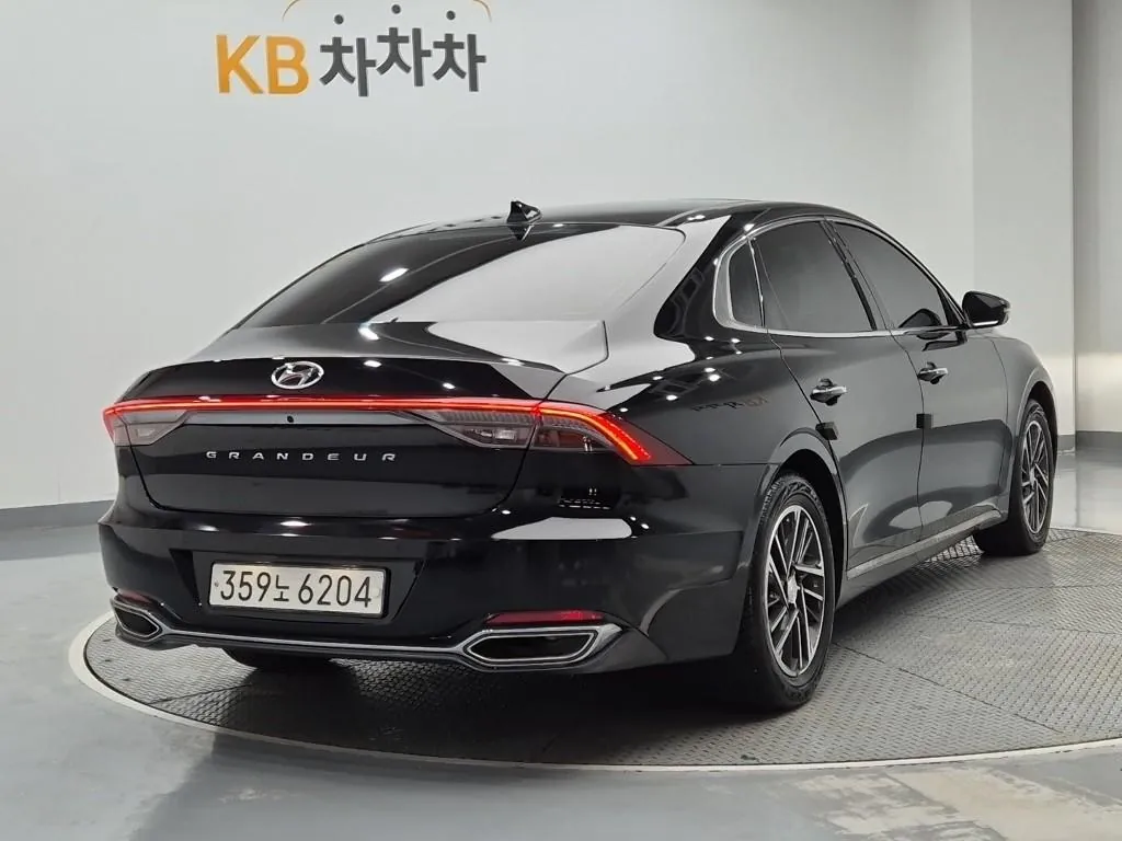 Hyundai Grandeur 2022 photo 3