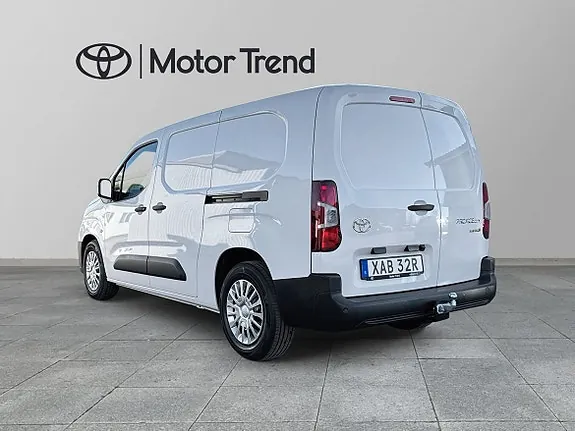 Toyota Proace City 2024 photo 2