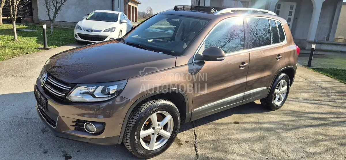Volkswagen Tiguan 2012 photo 2