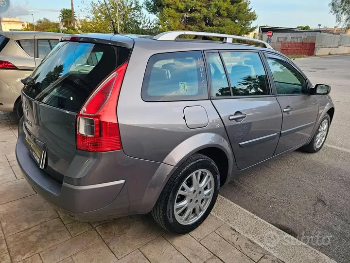 Renault Megane 2008 photo 4