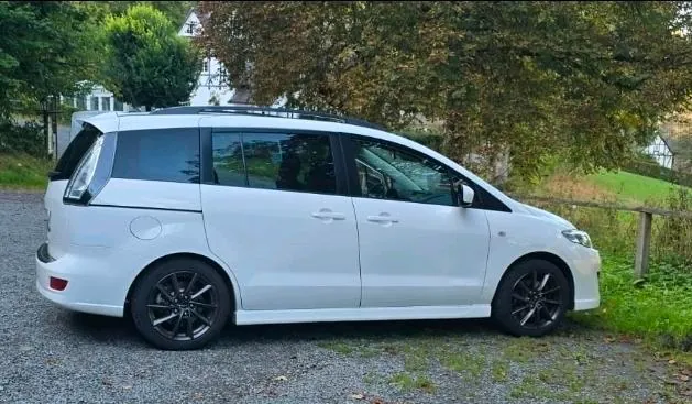 Mazda 5