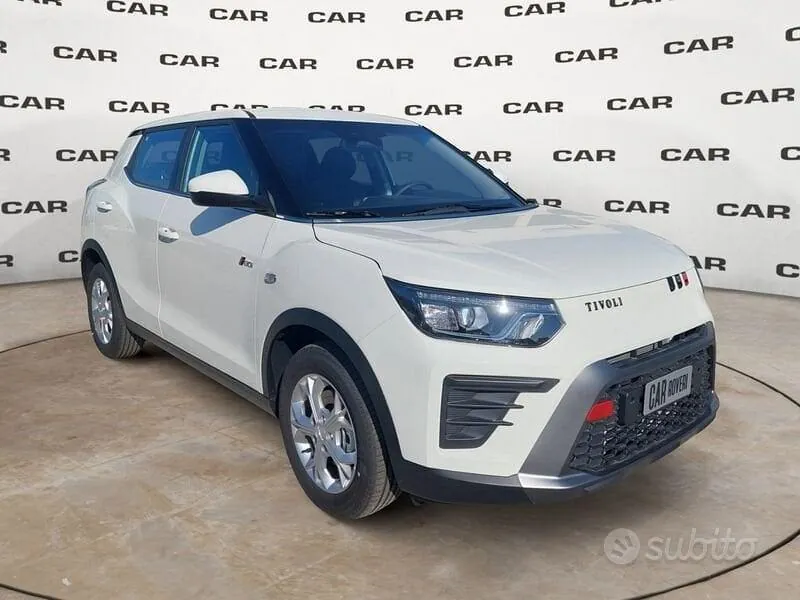 KG Mobility Tivoli Must