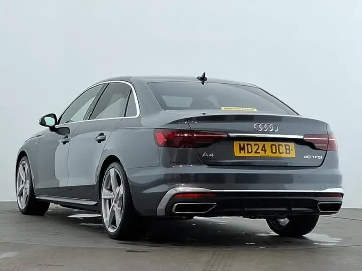 Audi A4 2024 photo 2