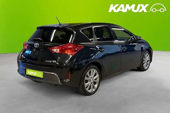 Toyota Auris 2013 photo 4