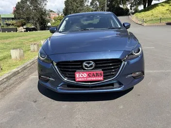 Mazda Axela 2018 photo 5